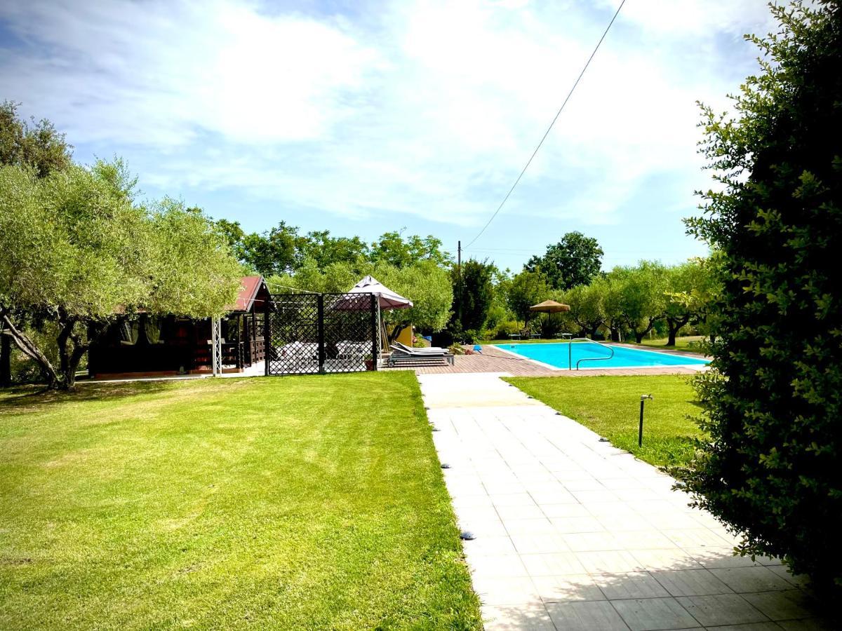 Villa Helvetia Коррополи Экстерьер фото