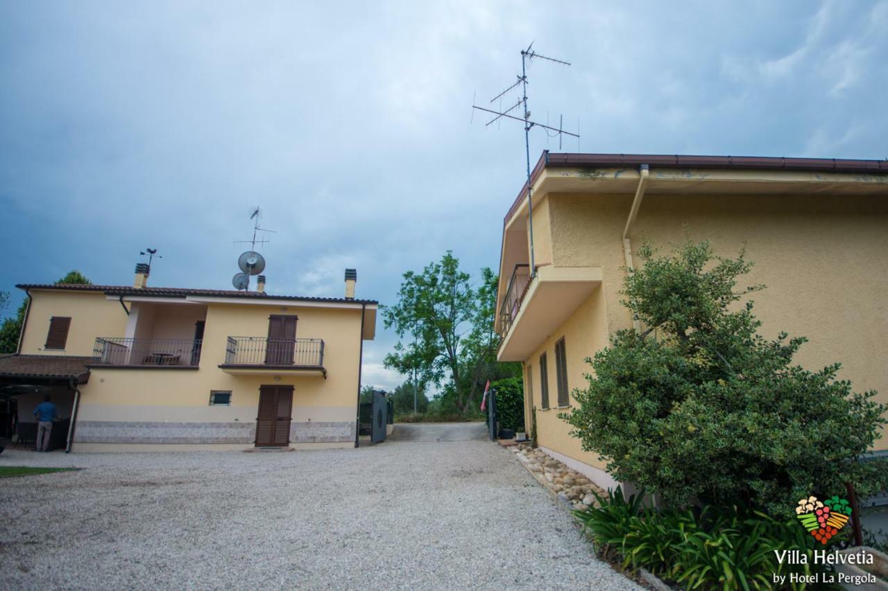 Villa Helvetia Коррополи Экстерьер фото